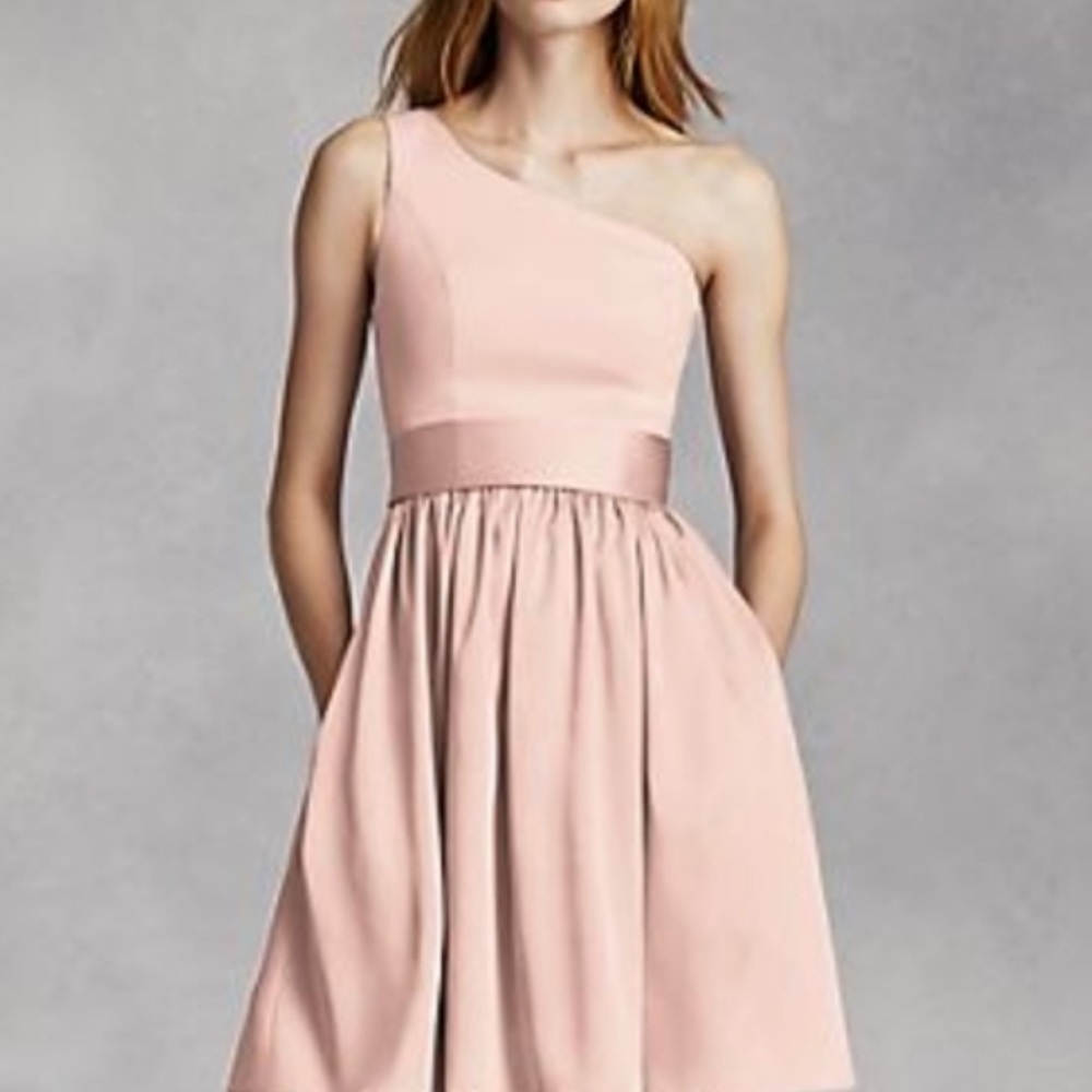 WHITE Vera Wang Sz‎ 16 soft pink / blush one shoulder long dress formal gown